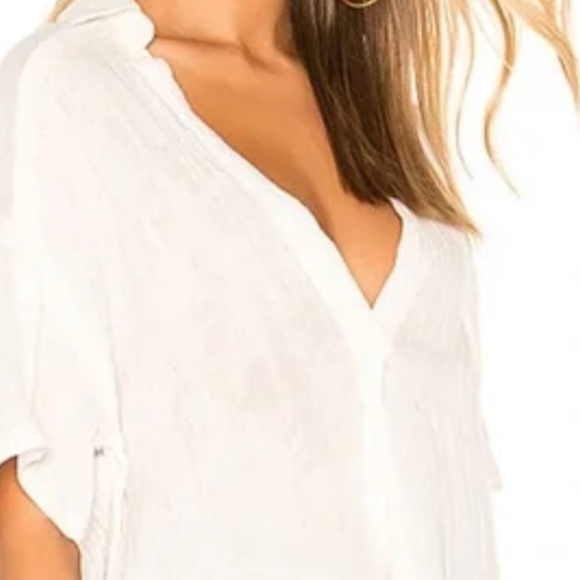 Free people‎ full of light white top. Worn once. Retsil 68 - Picture 1 of 8